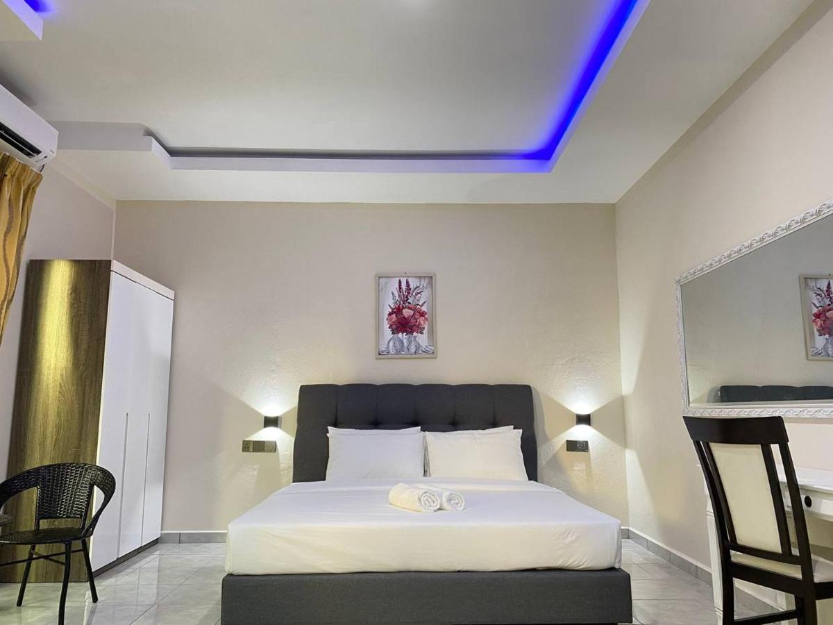 Tokman Inn Pantai Cenang  Zewnętrze zdjęcie