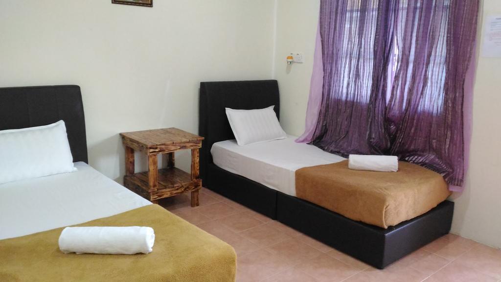 Tokman Inn Pantai Cenang  Zewnętrze zdjęcie