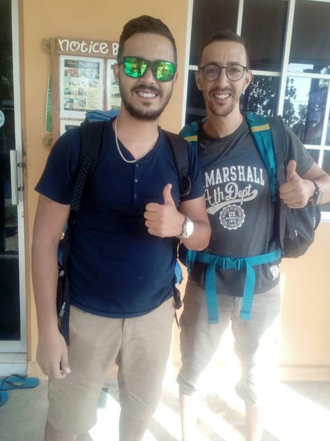 Tokman Inn Pantai Cenang  Zewnętrze zdjęcie